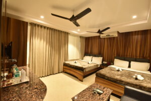 Family Room1