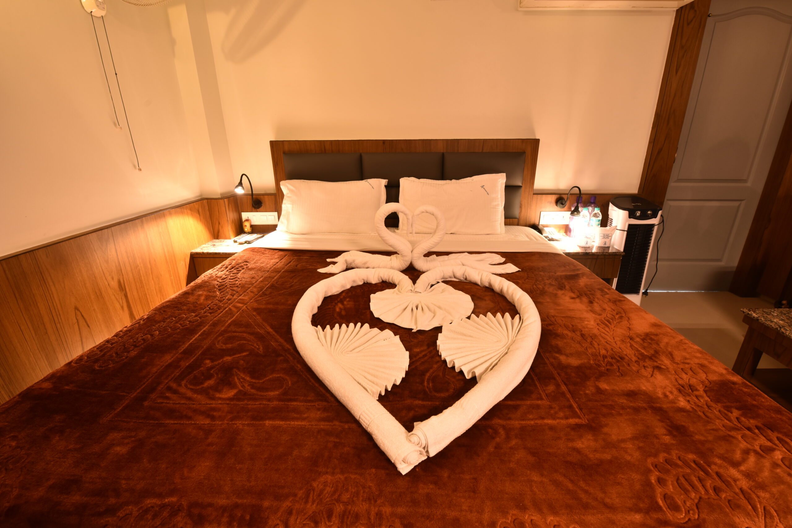 Royal Touch Room7